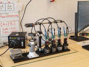 Laboratórium batériových technológií - Laboratórium batériových technológií4